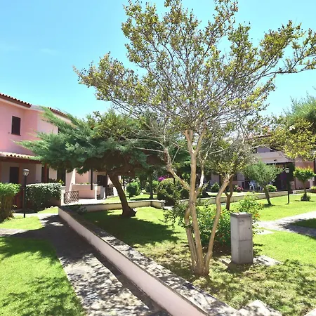 Apartment In I Nuraghi Cannigione
